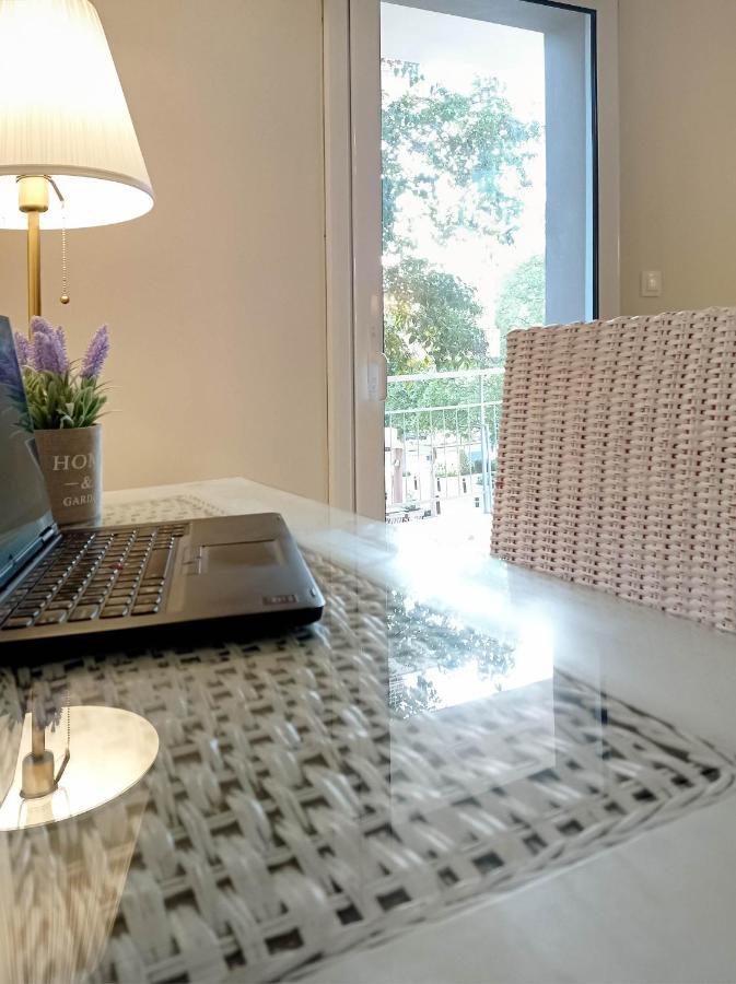 Lilly Apartments Athens Ngoại thất bức ảnh