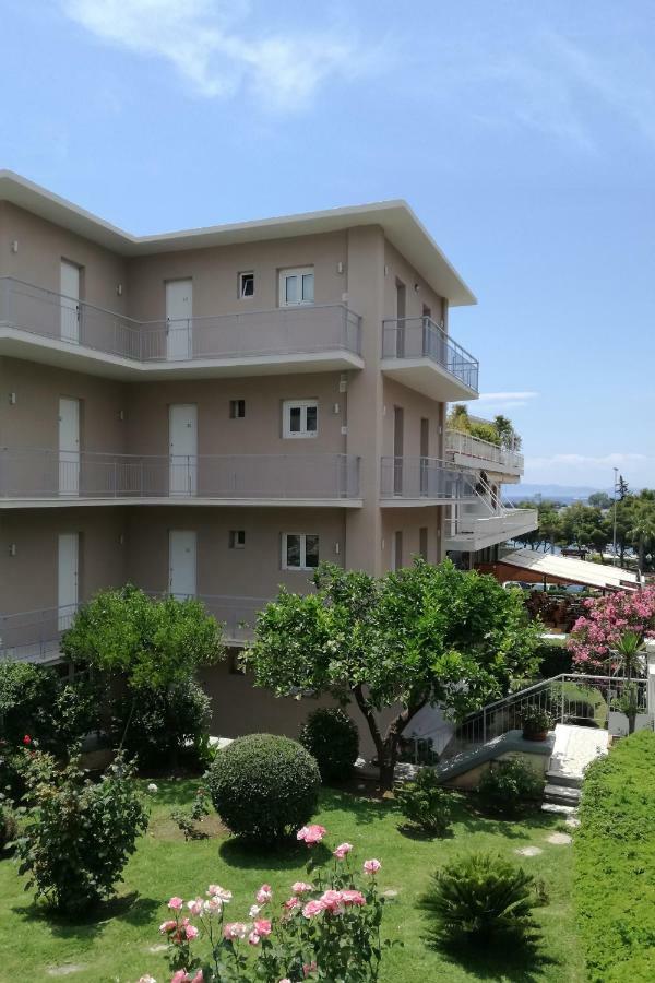 Lilly Apartments Athens Ngoại thất bức ảnh